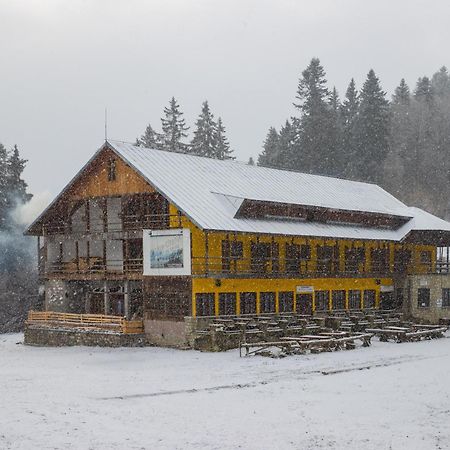Cabana Girbova Predeál Kültér fotó
